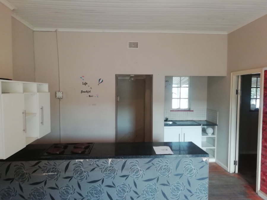 2 Bedroom Property for Sale in Kensington Eastern Cape